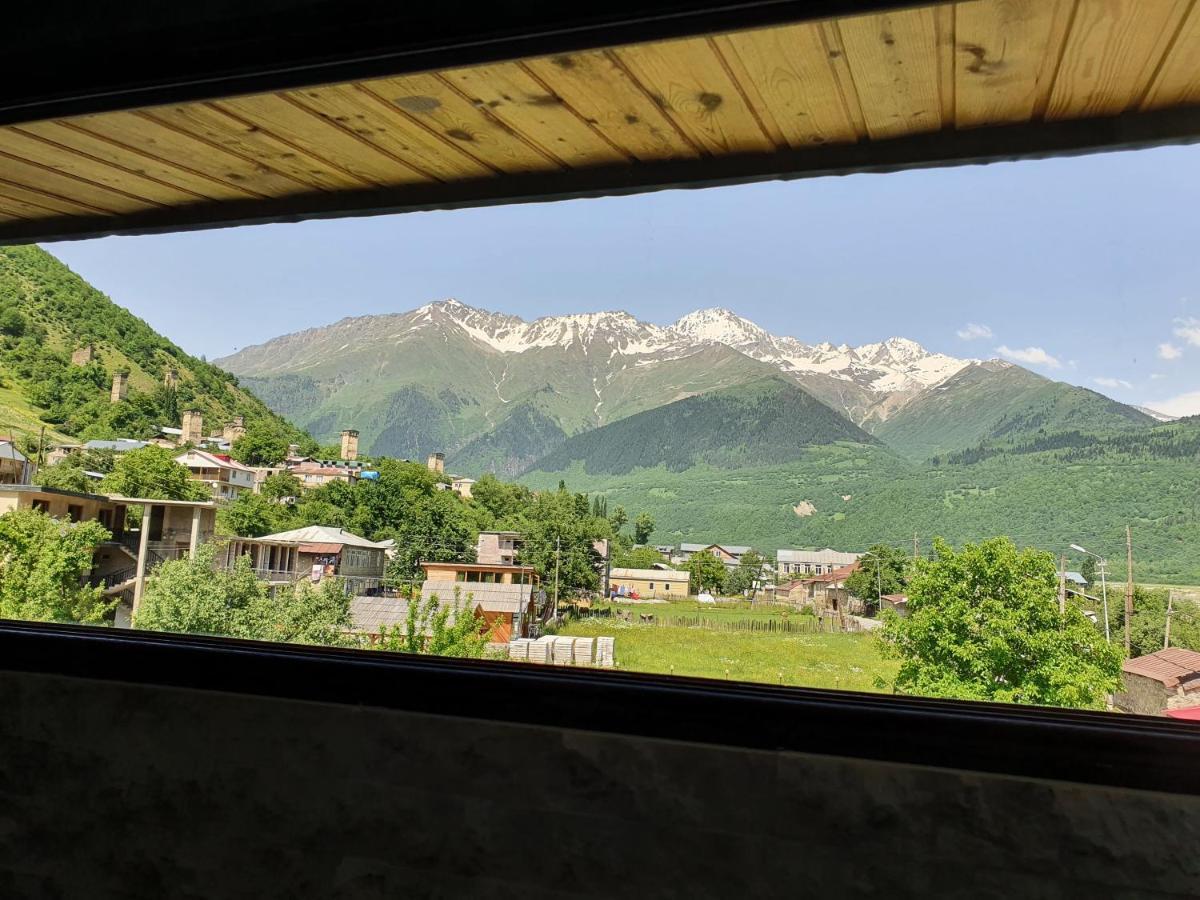 Отель Mountain Star In Местия Экстерьер фото
